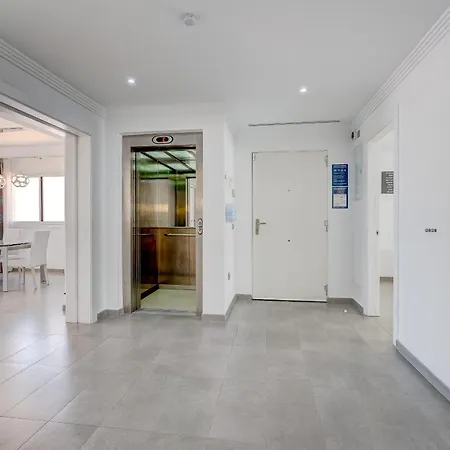 Espectacular Aurora By Paramount Holidays Villa *