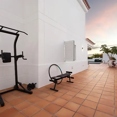 Espectacular Aurora By Paramount Holidays Villa *