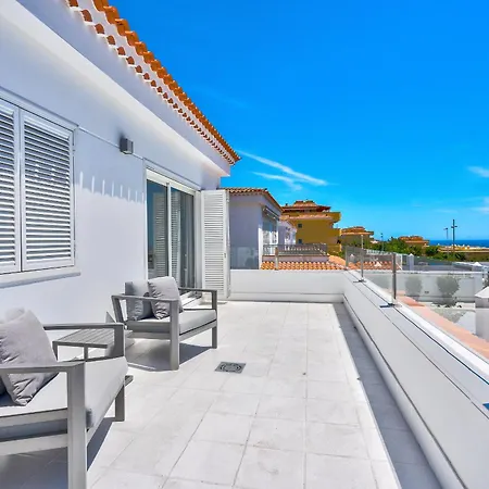 Espectacular Aurora By Paramount Holidays * Puerto de Santiago (Tenerife)