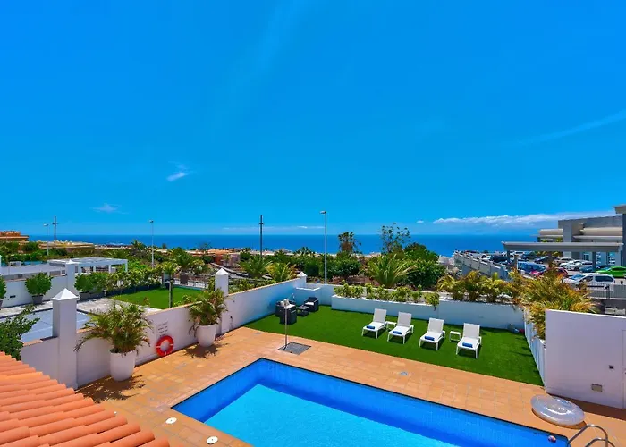 Espectacular Aurora By Paramount Holidays